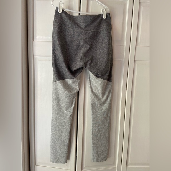 EUC Outdoor Voices Set of four Leggings in size Small - Picture 9 of 13